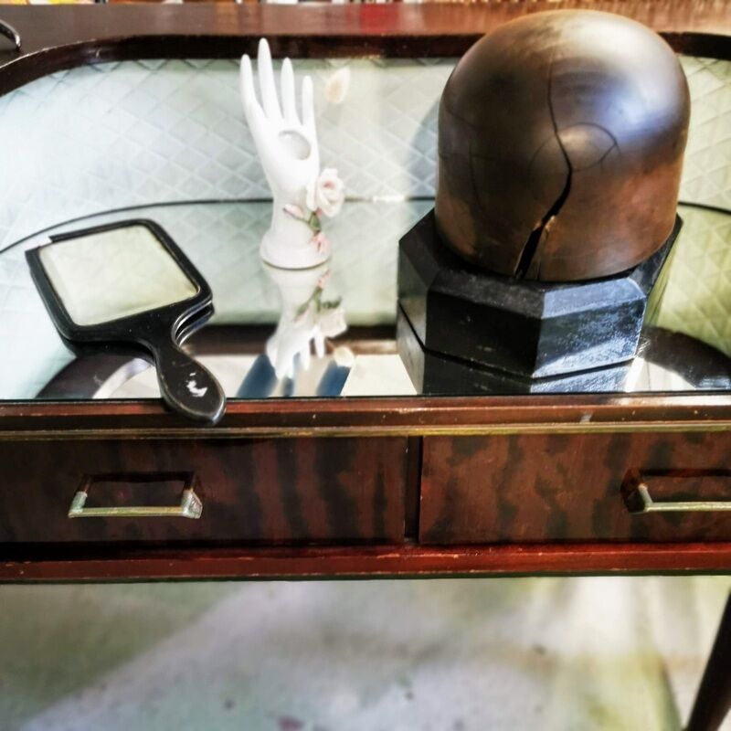 Forme à chapeau en bois