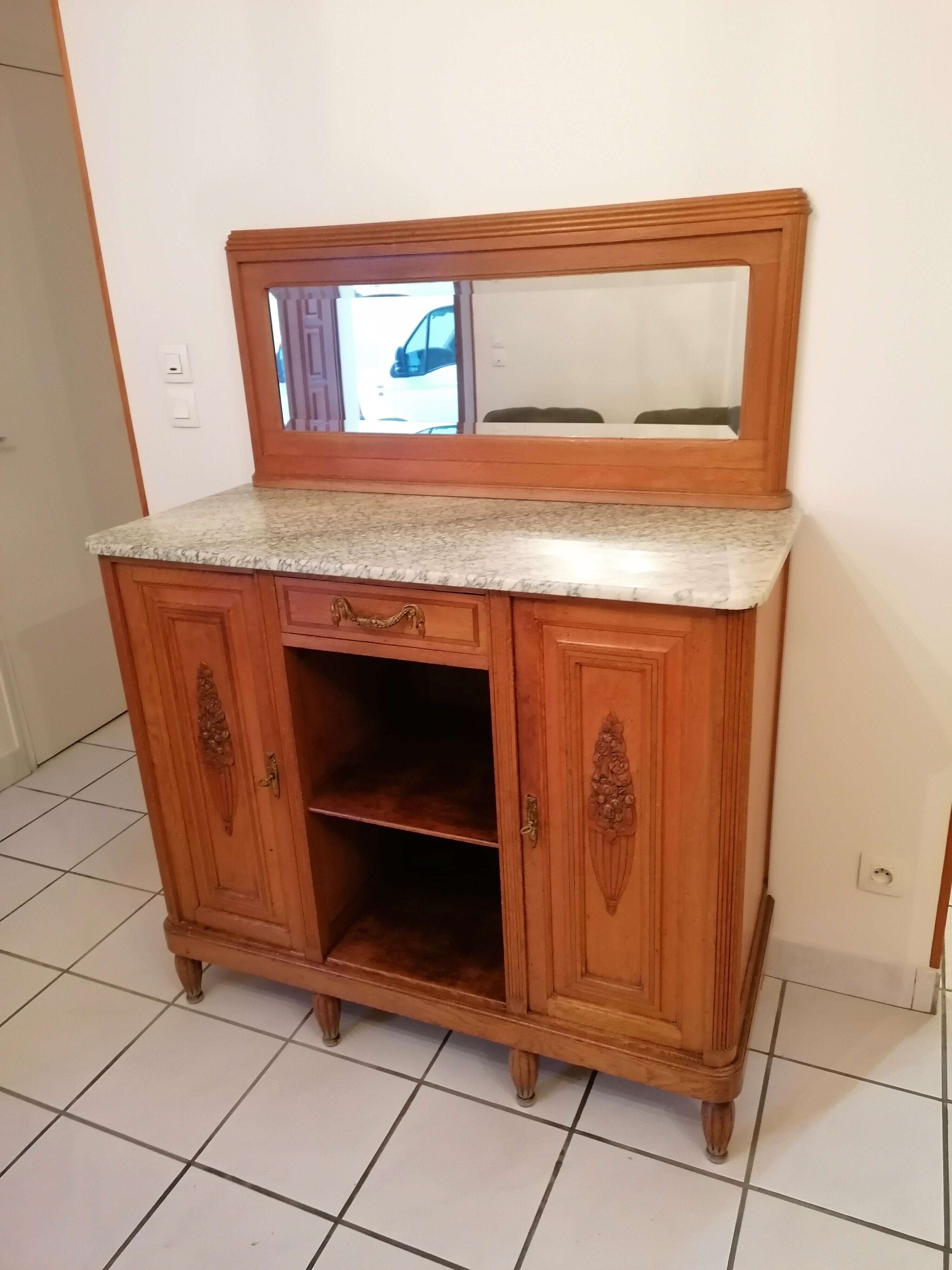 Low sideboard with mirror