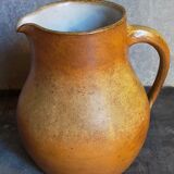 Pitcher Art-Populaire in ancient sandstone
