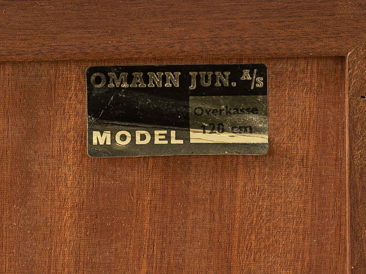 1960s Dresser, Omann Jun.