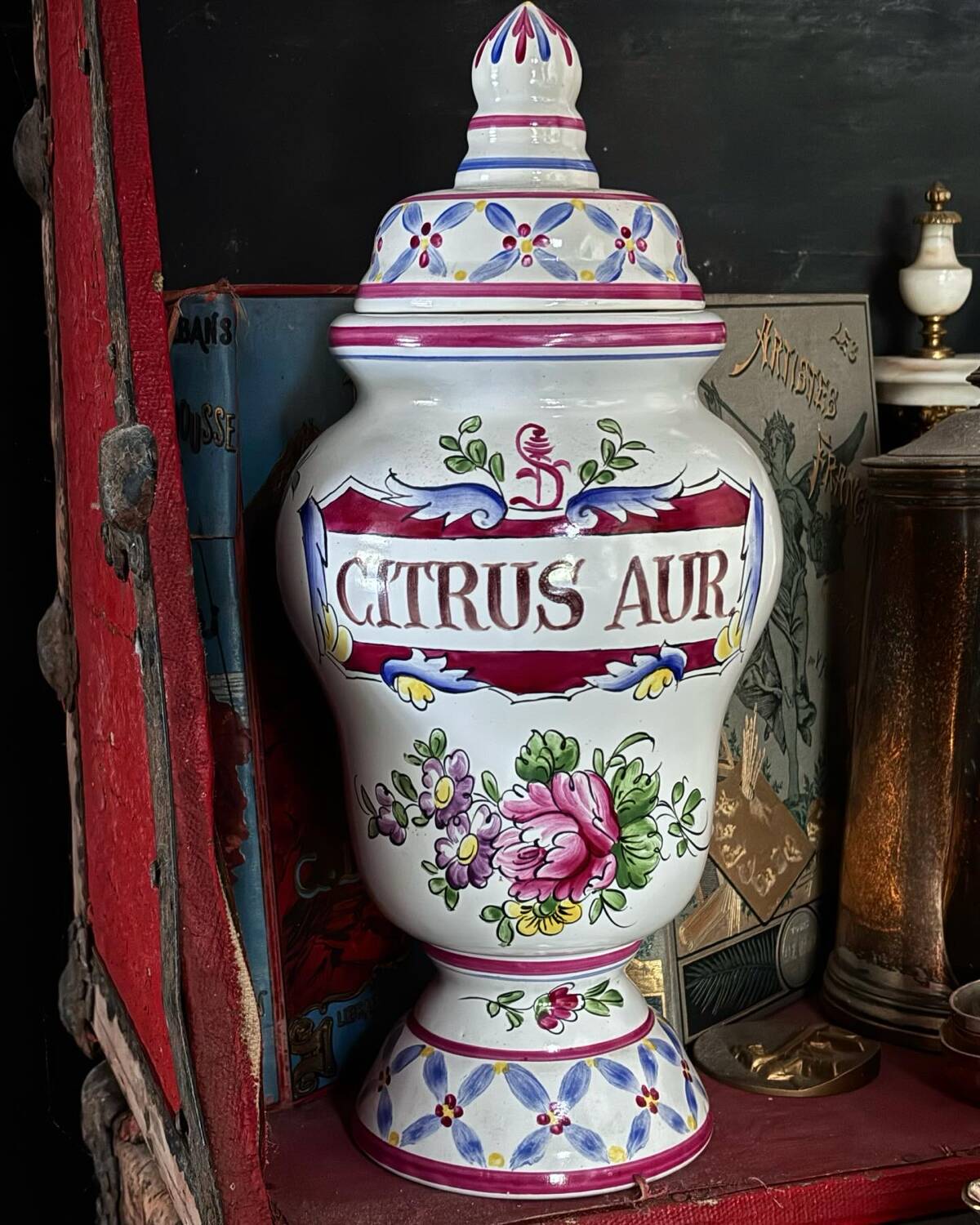 Apothecary jar