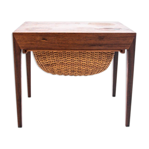 Travailleuse en bois - rose