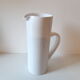 Carafe en grès blanc