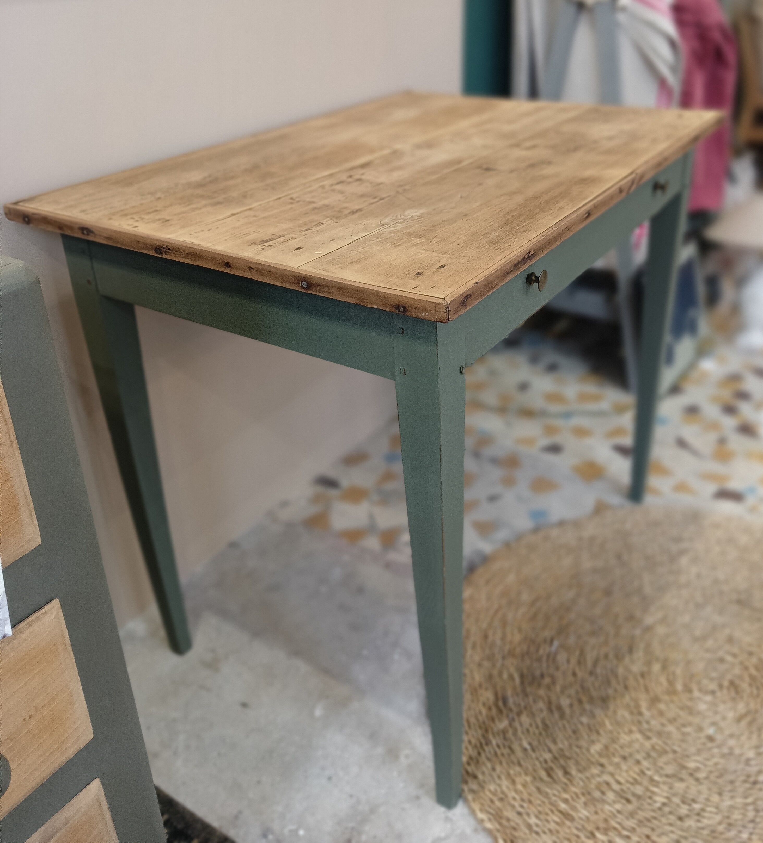 Farmhouse table
