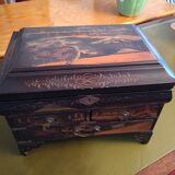 Old jewelry box