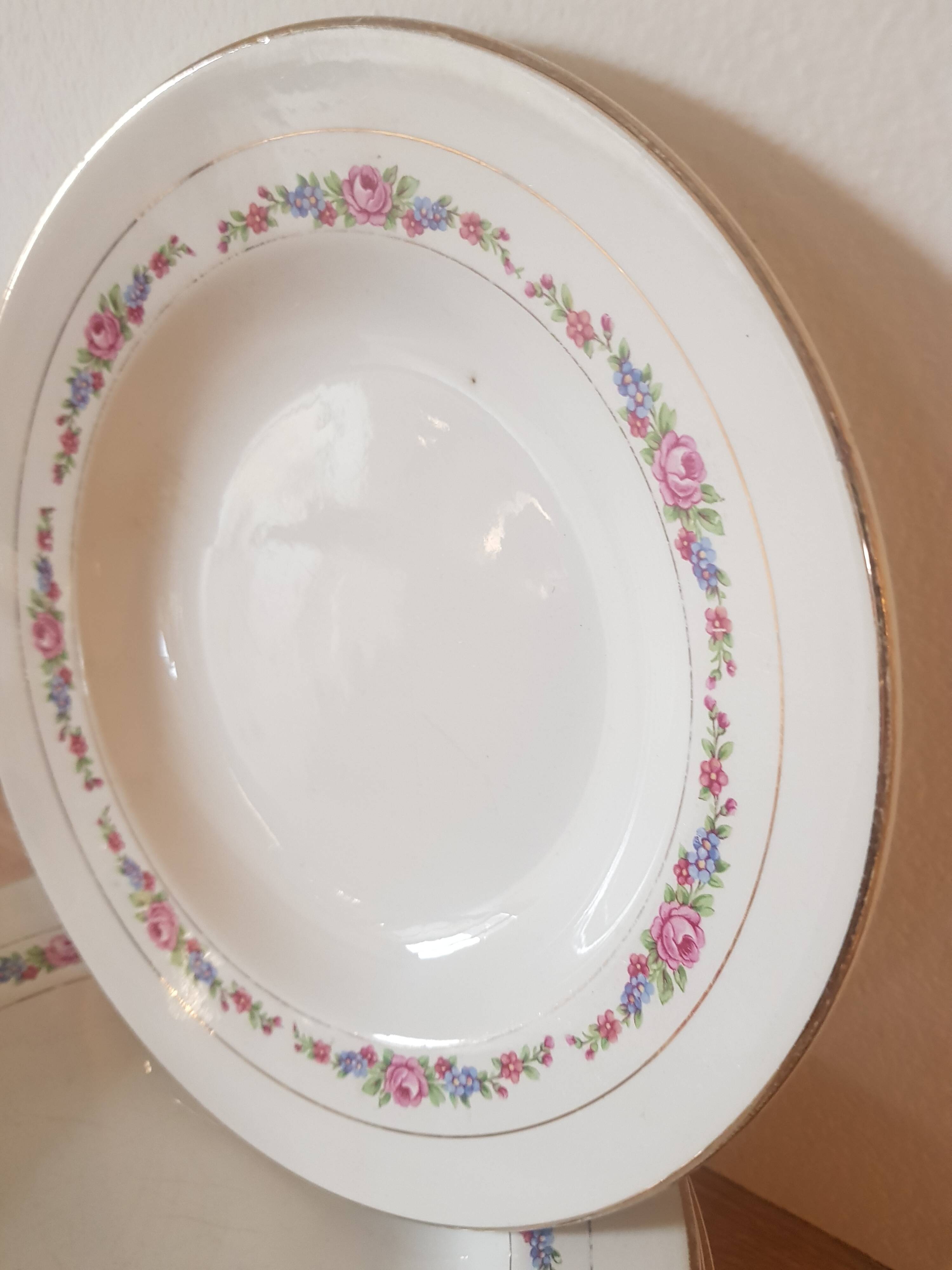 8 flowered soup plates L'amandinoise