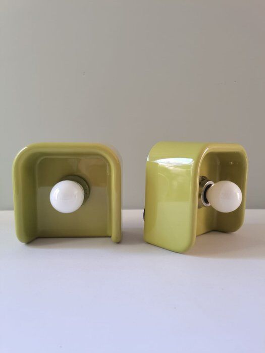 Guzzini wall lights by Makio Hasuike