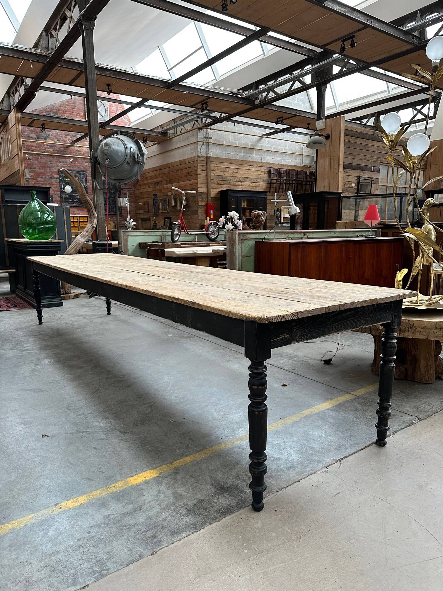 Huge tavern table