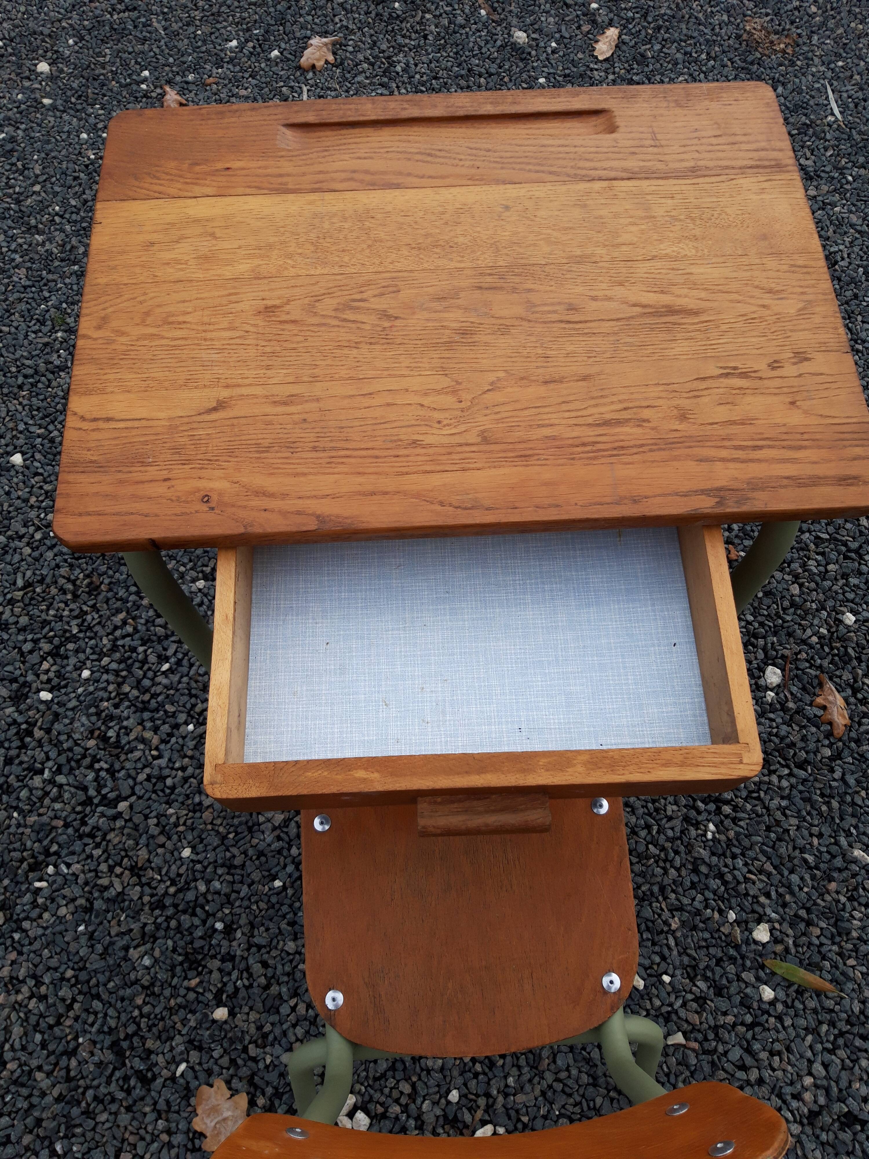 Pupitre enfant et chaise 1960 -2
