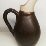 Sandstone pitcher