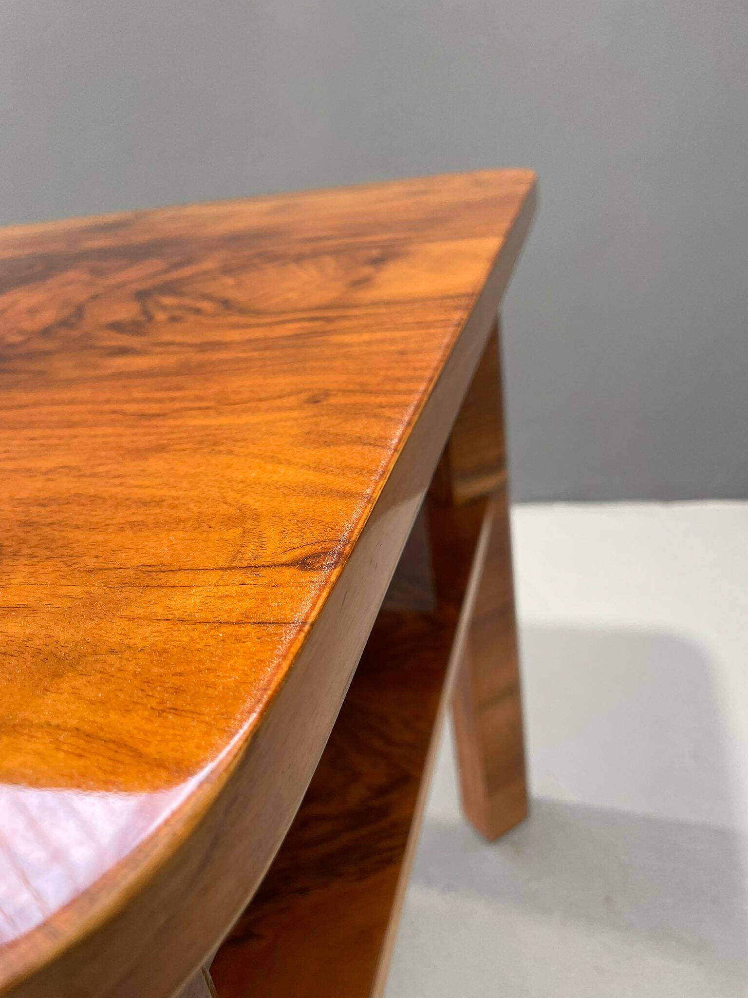 Table basse Art déco à deux niveaux en chêne massif, années 1930