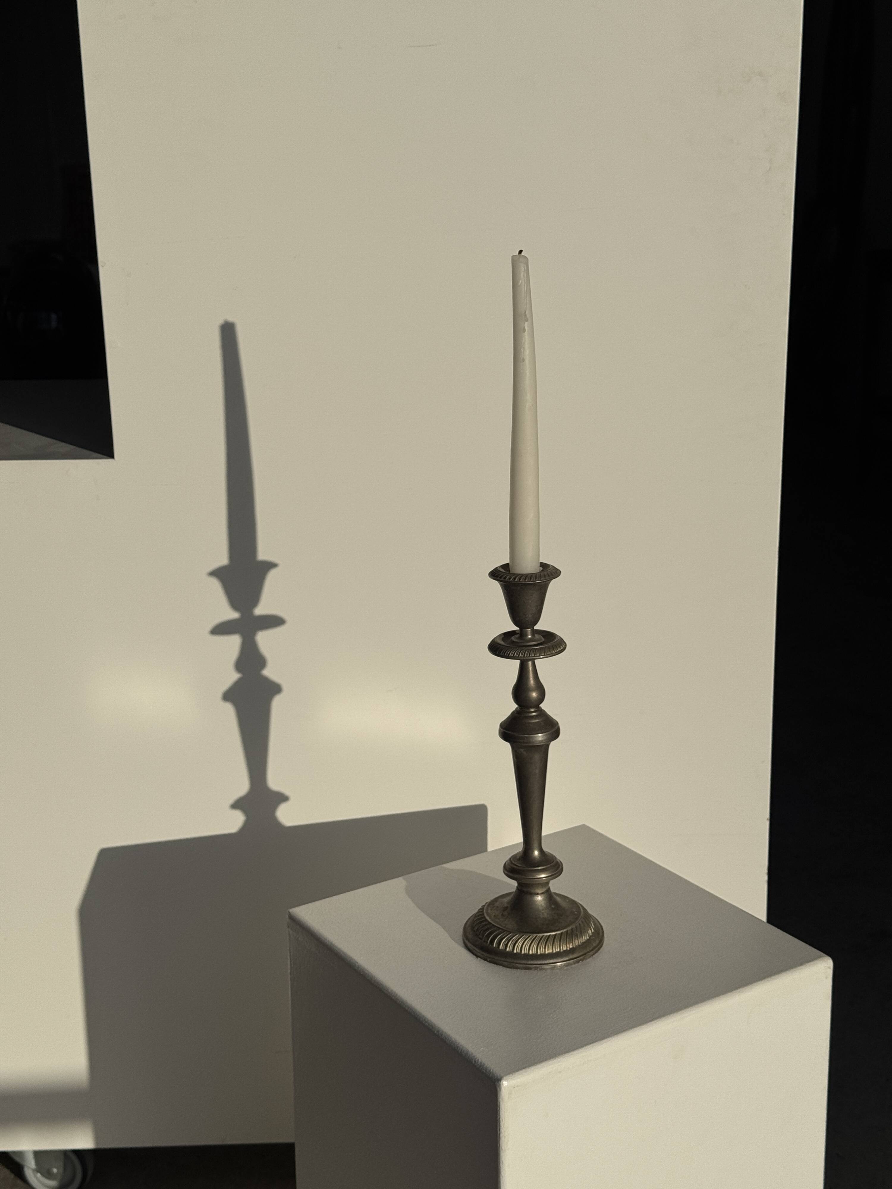 Large antique silver-plated candlestick H29 D10.5