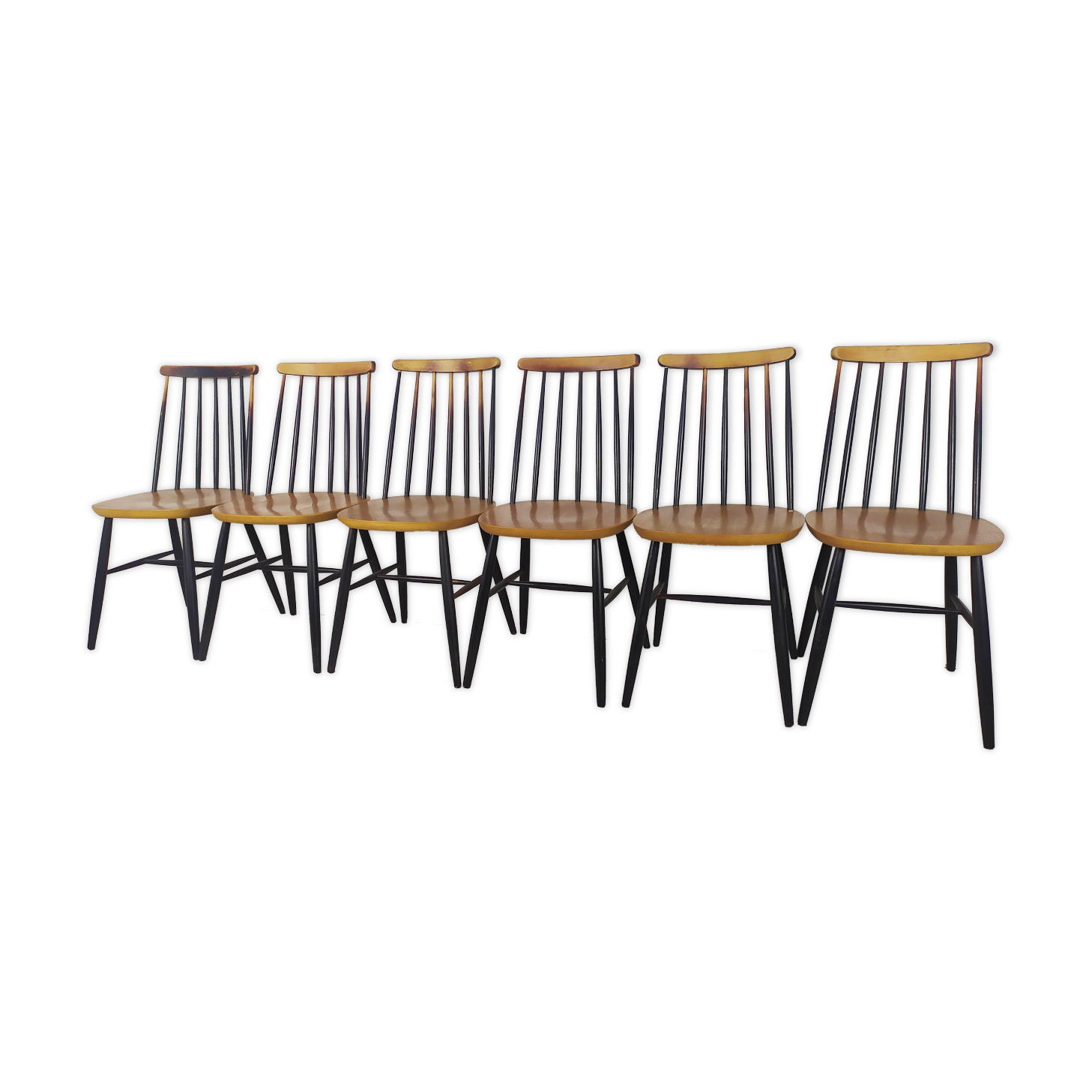 6 Scandinavian chairs