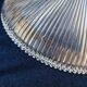 Abat-jour en verre holophane, design vintage
