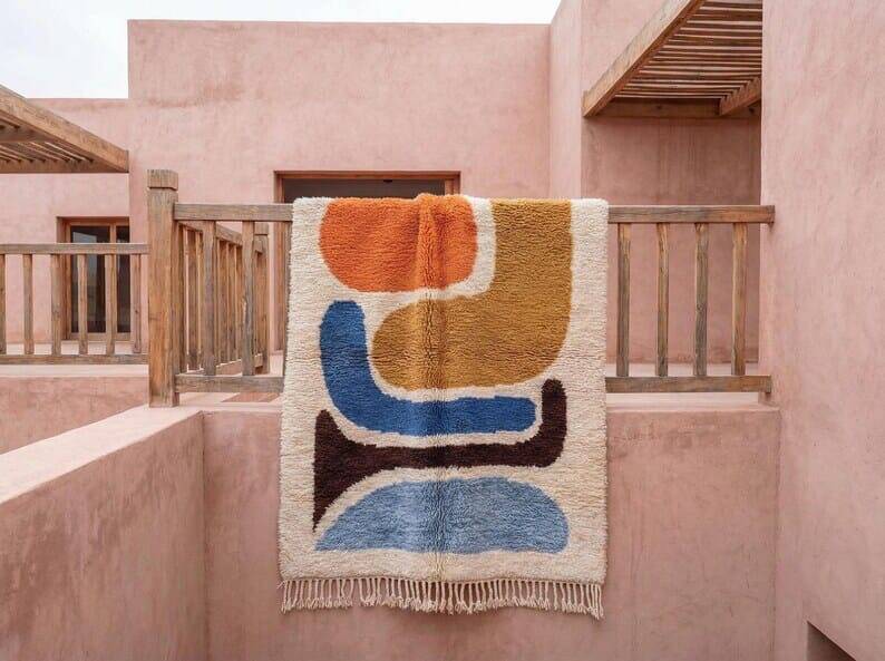 Beni Ourain Berber rug with colourful patterns, size 150 x 250 cm.