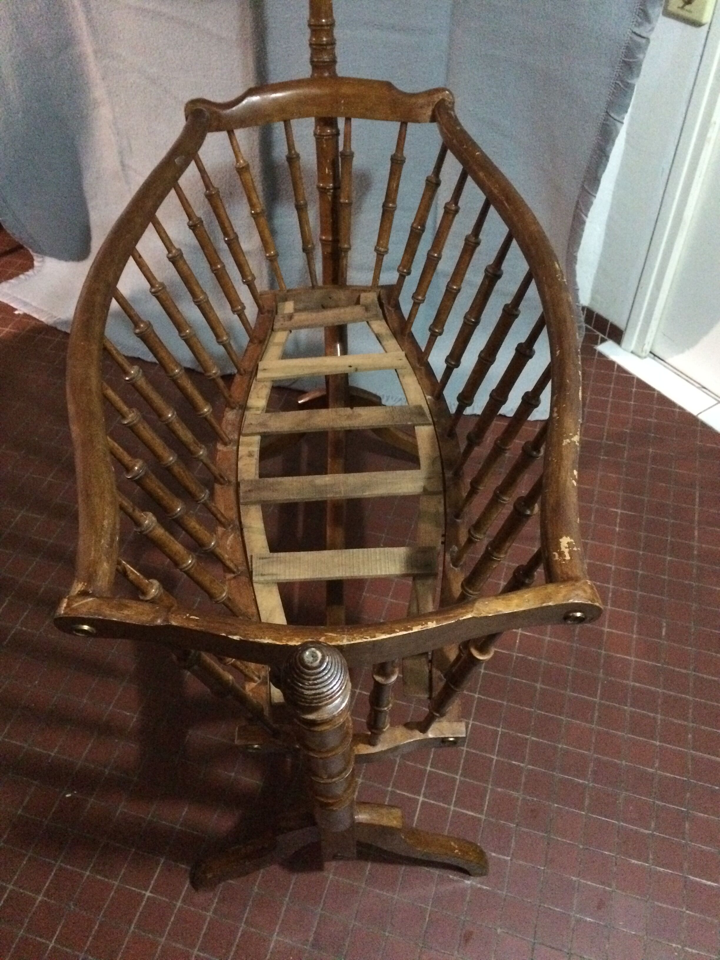 Alsatian cradle