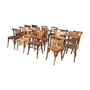 Lot de 20 chaises bistrot - bois