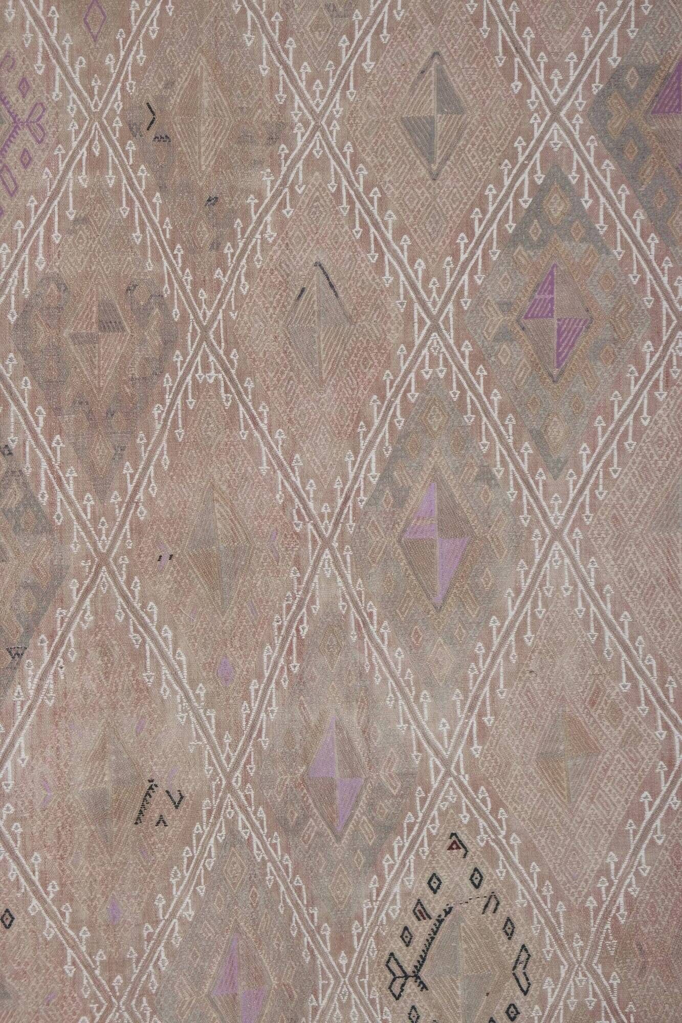 Vintage Turkish kilim, handwoven, 157x222 cm.