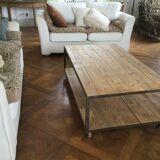 Wooden and iron coffee table with 2 shelves
