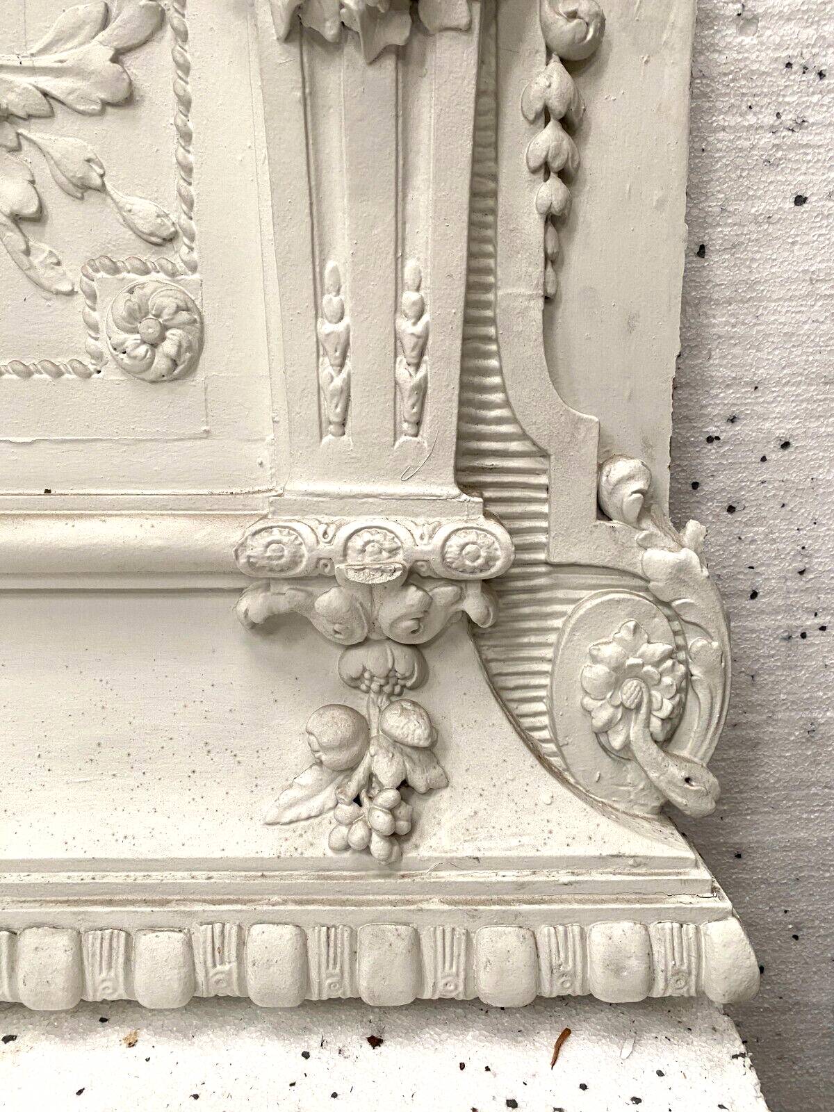 Decorative panel or top of door in wood and patinated stucco 19th century
