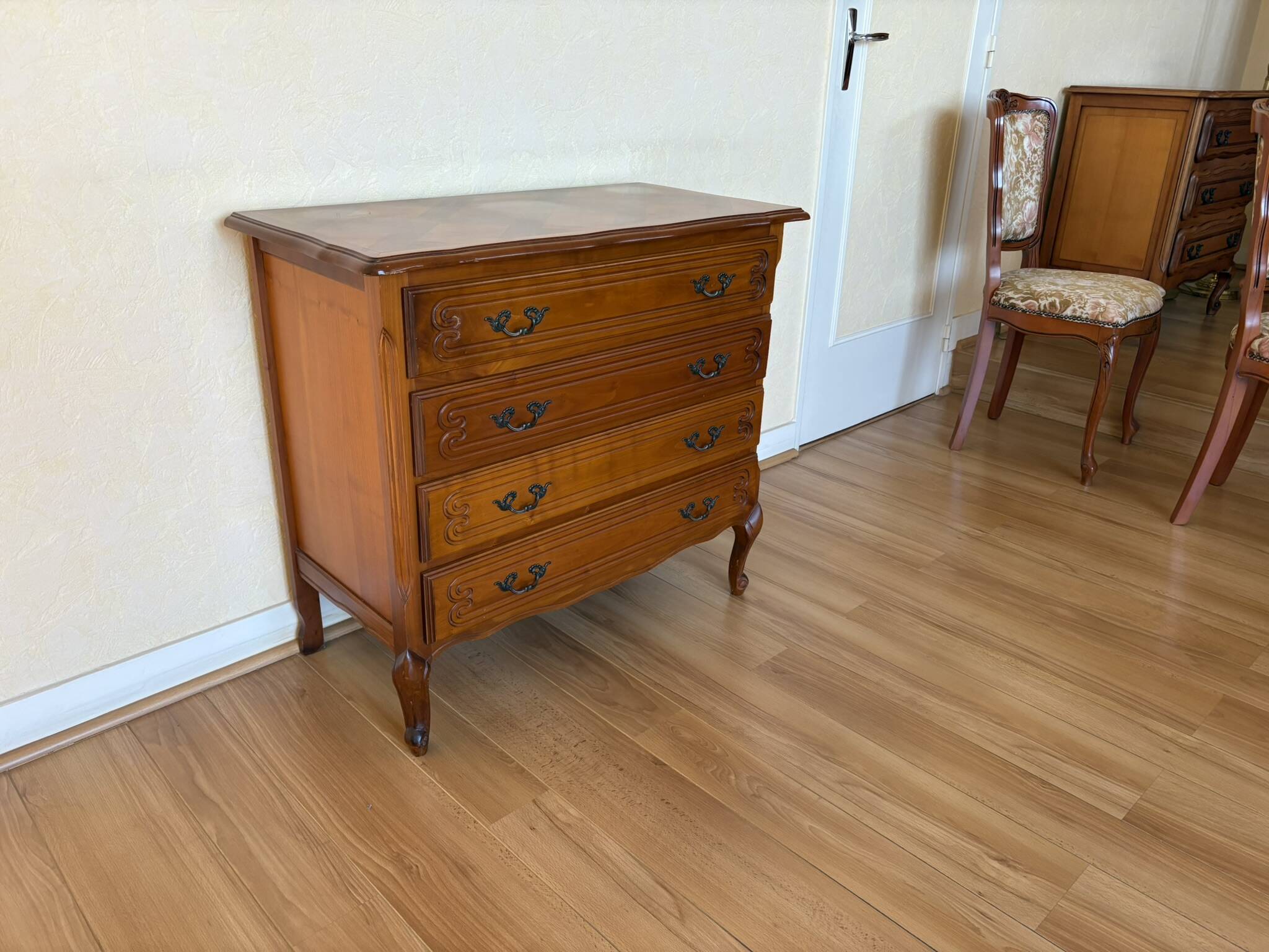 Vintage solid wood chest of drawers, Louis XV style