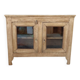 Wooden display cabinet