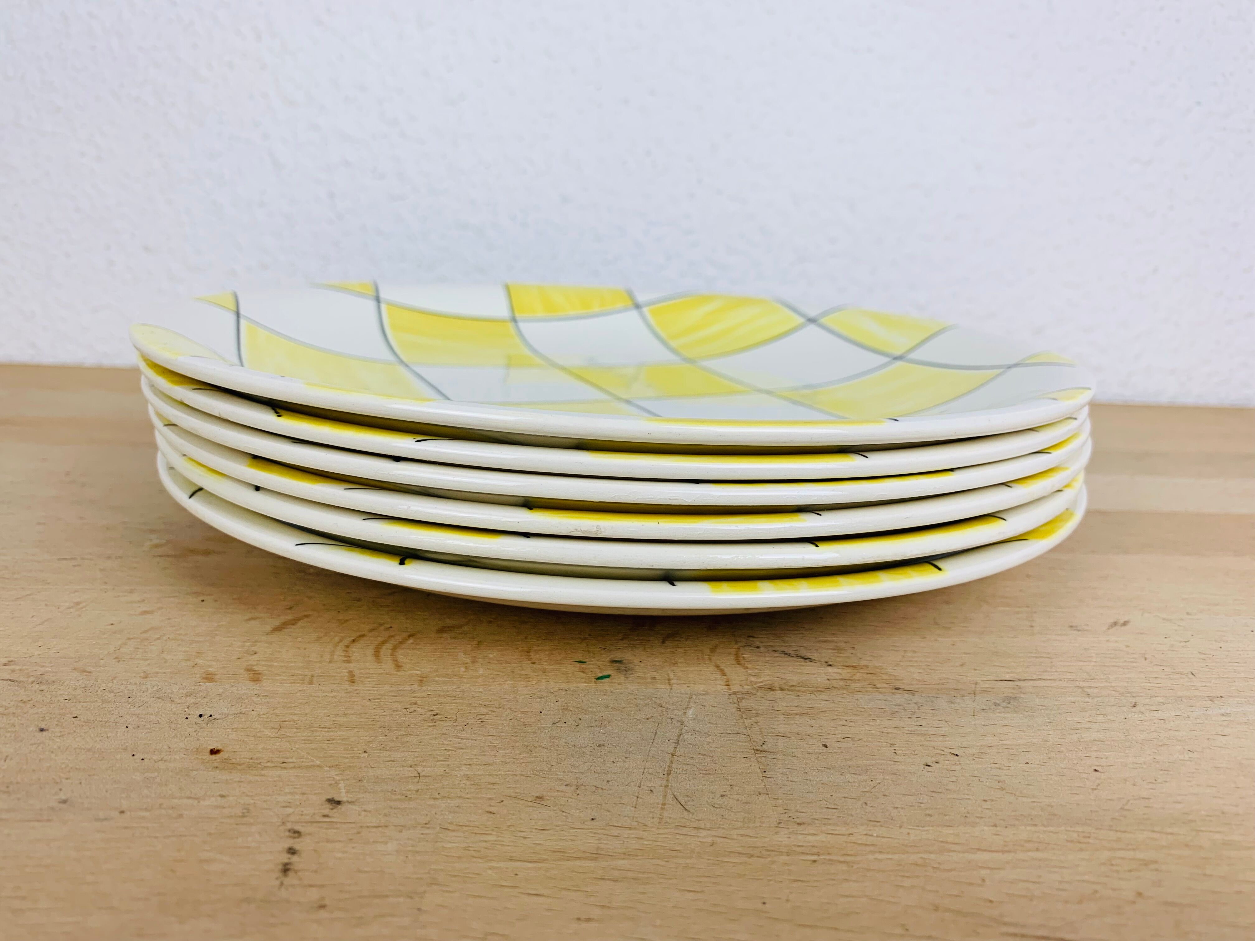 6 flat cambridge plates by Salins