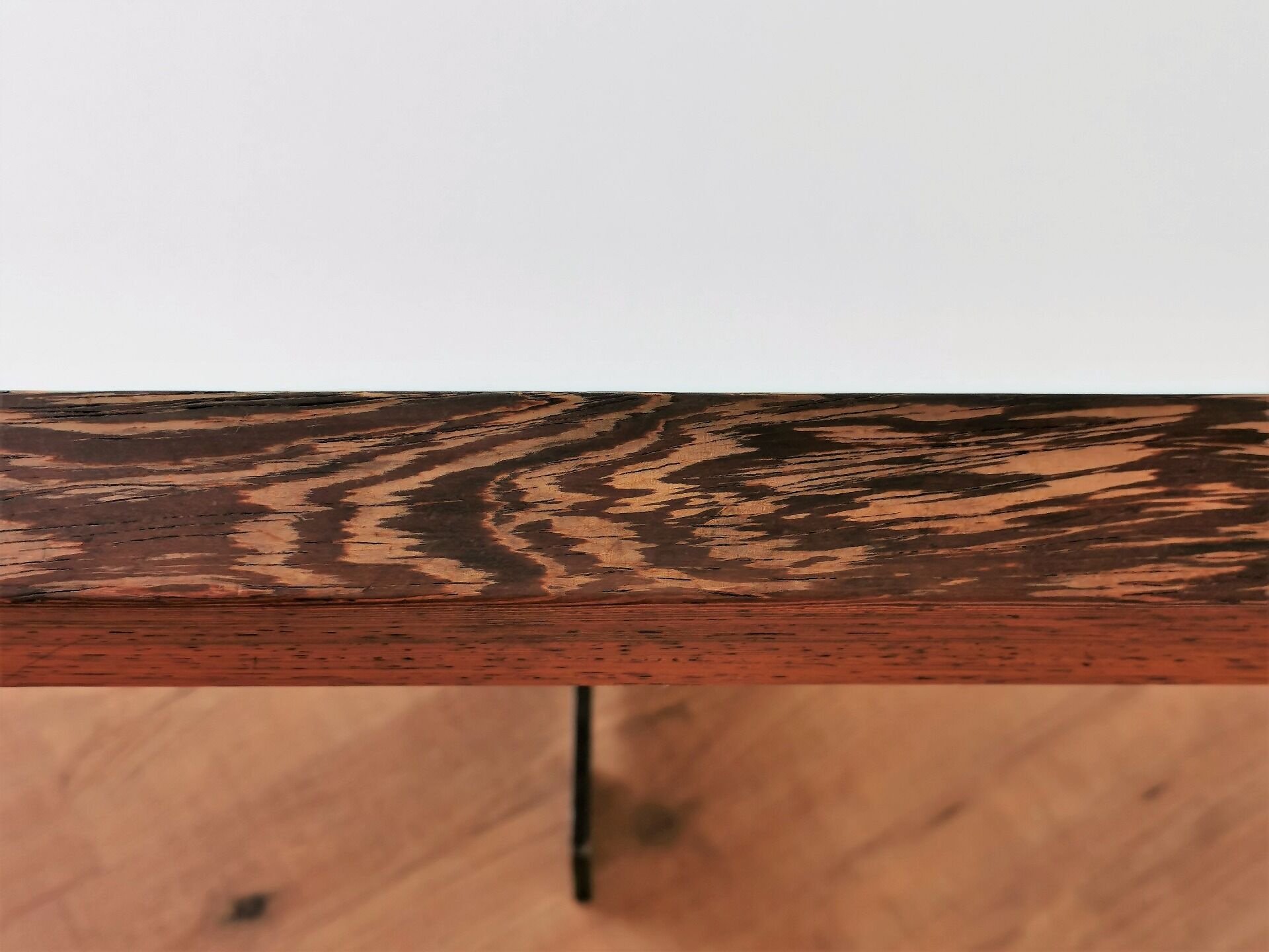 Dutch dining table Hexagon