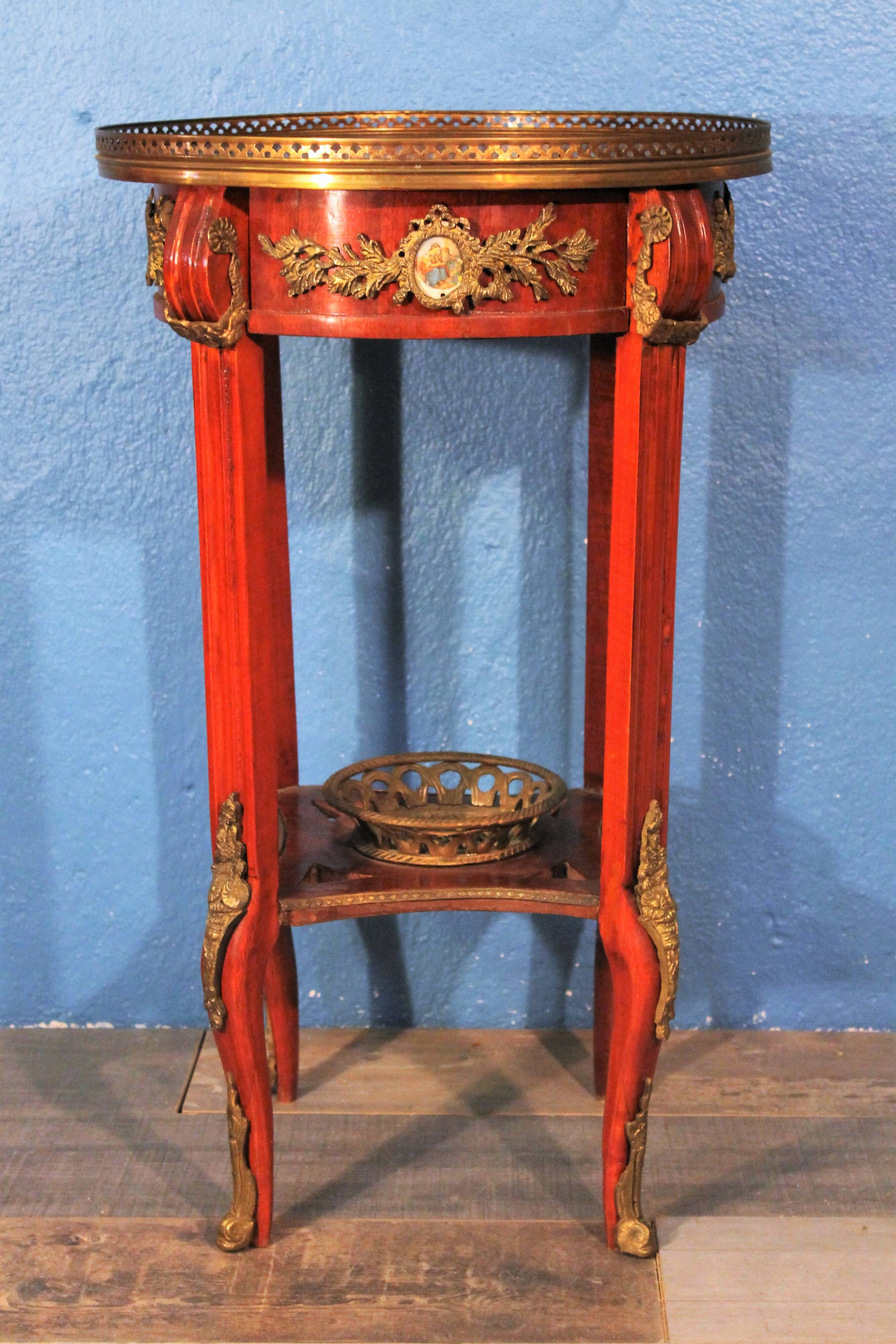 Guéridon style XIXème