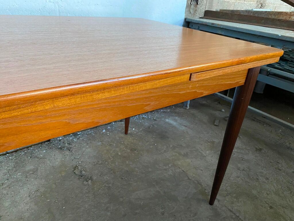 Scandinavian extendable table in vintage teak an60