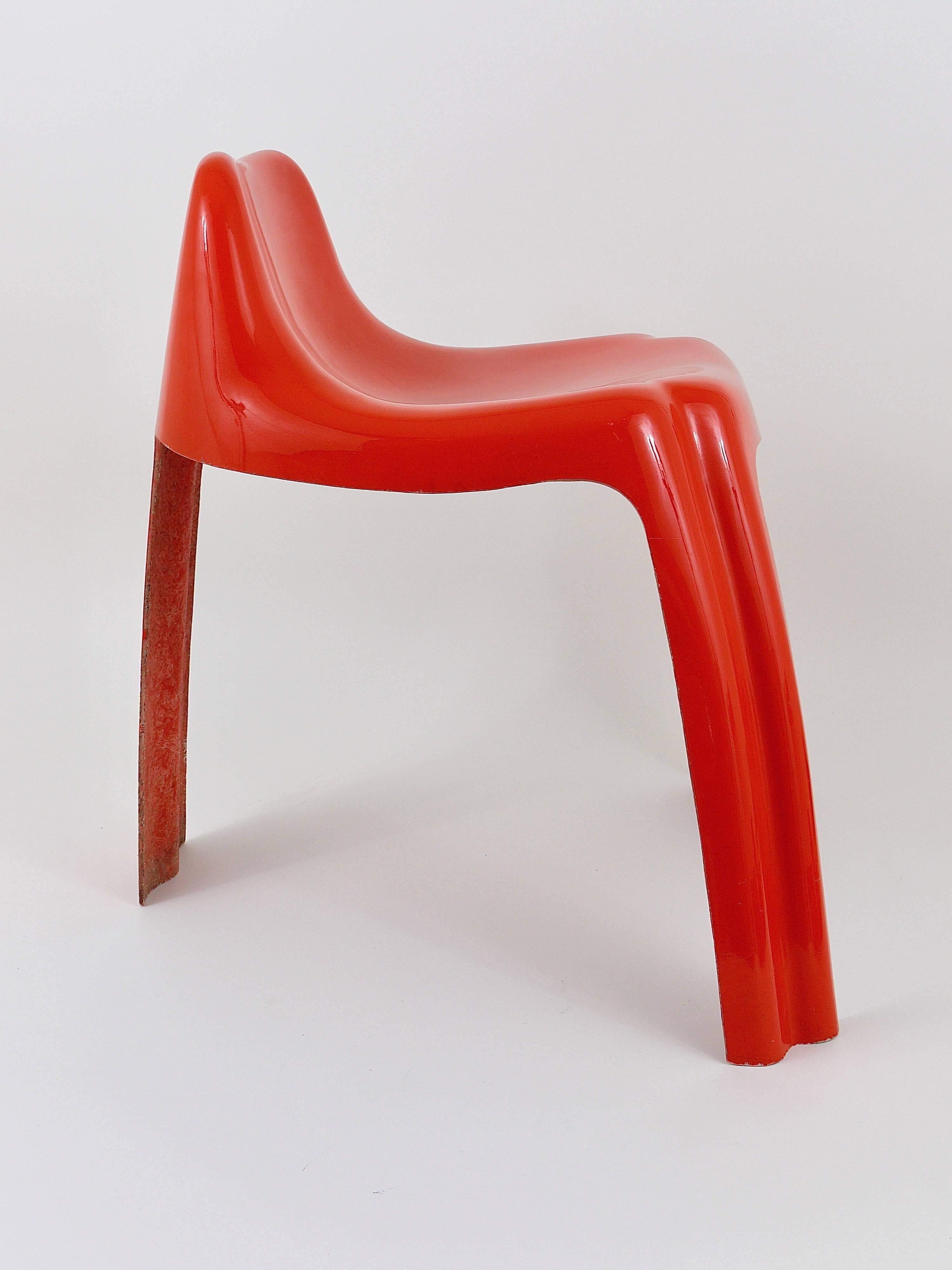 Chaise Patrick Gingembre Ginger Orange en Fibre de Verre Ginger, Paulus, France, années 1970