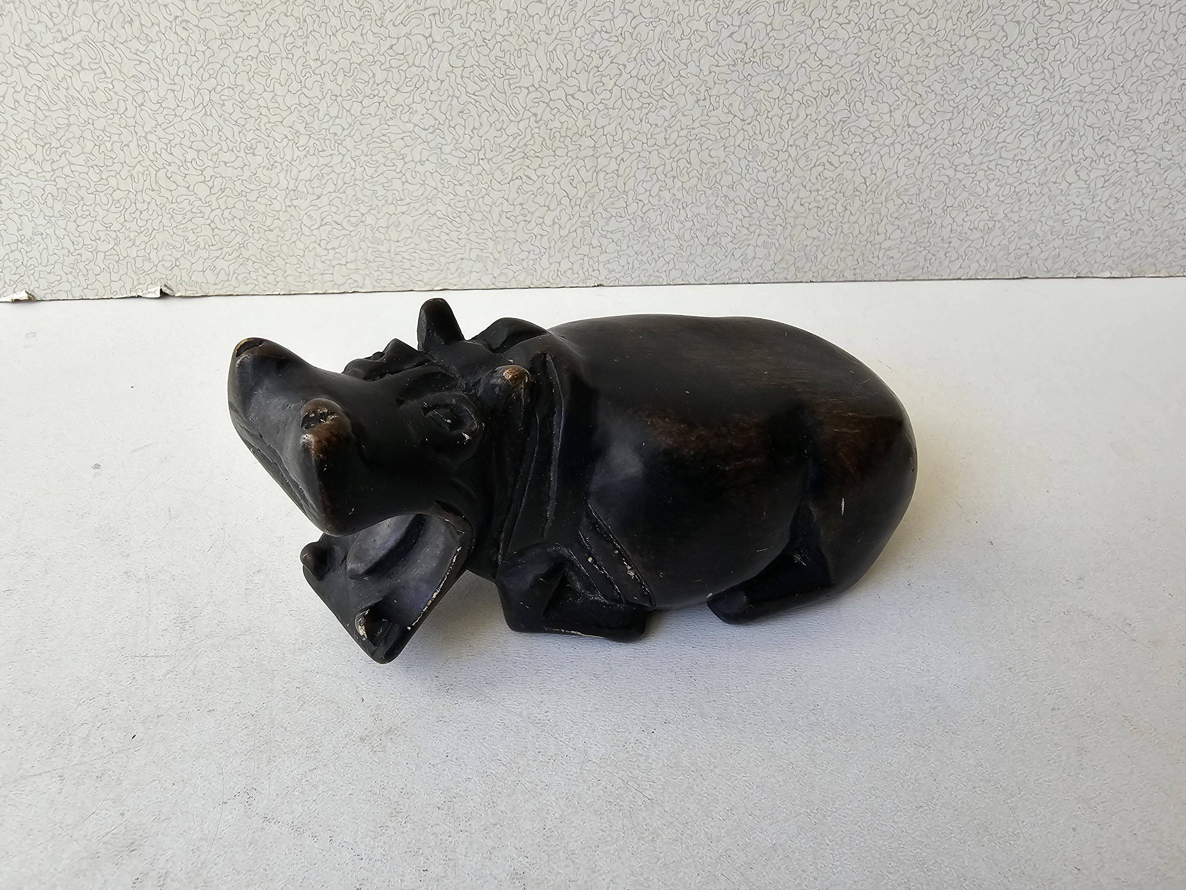 Paperweight Sculpture zoomorphic statuette in stone hippopotamus mouth or