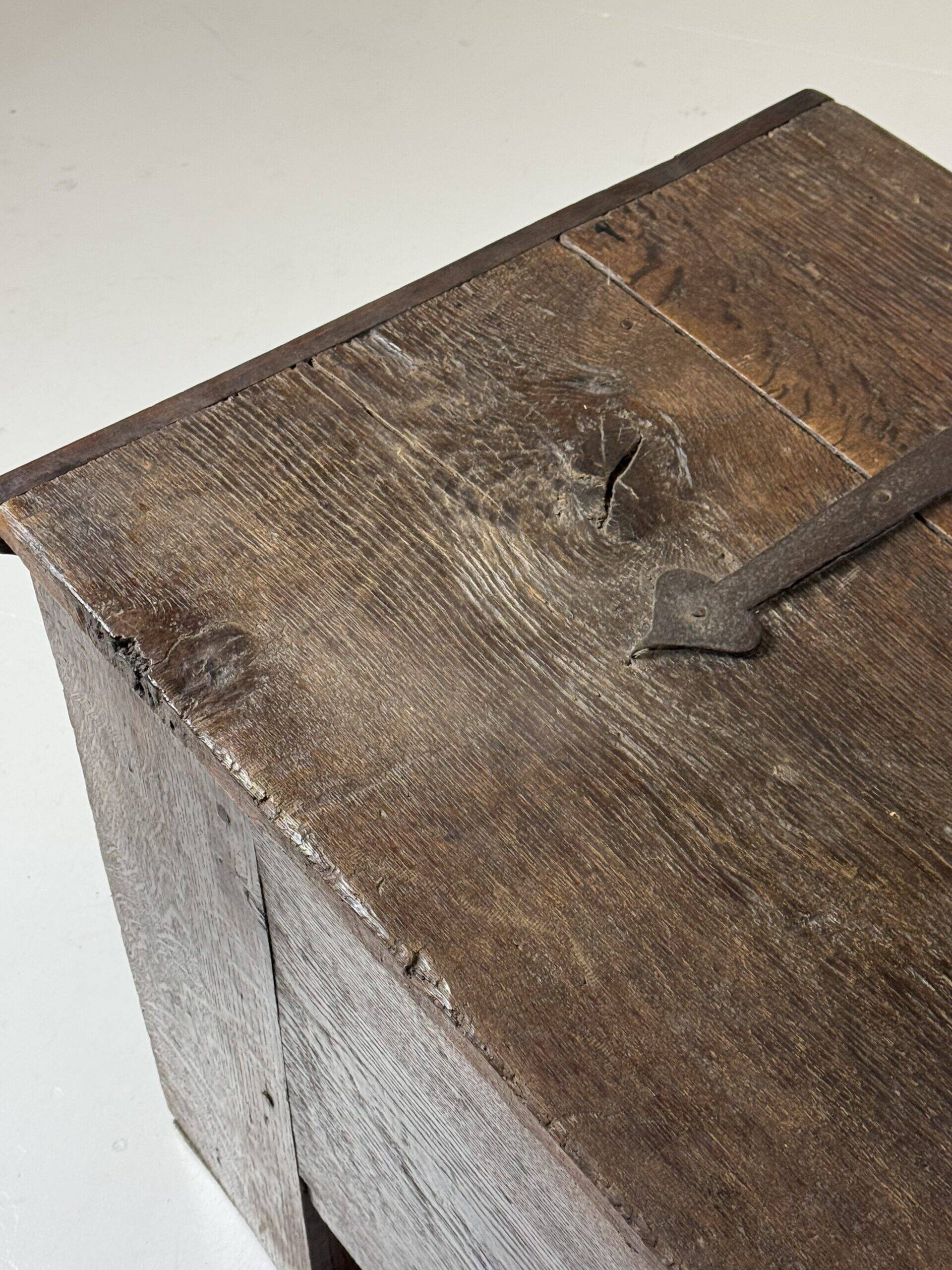 Stollentruhe chest 17th century