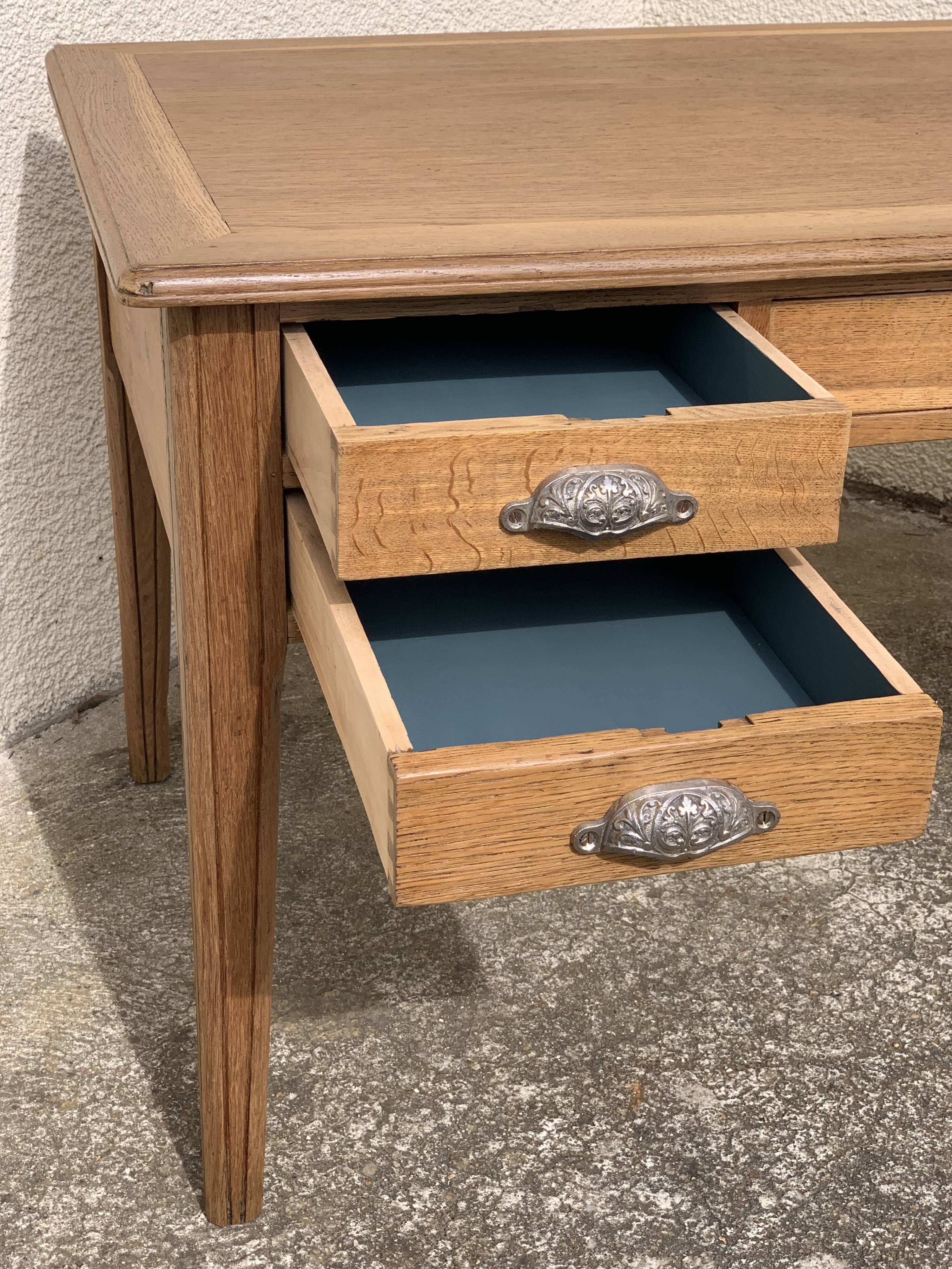 Solid desk in raw oak handles art deco shells