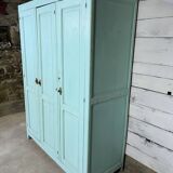 Wooden cloakroom 3 doors