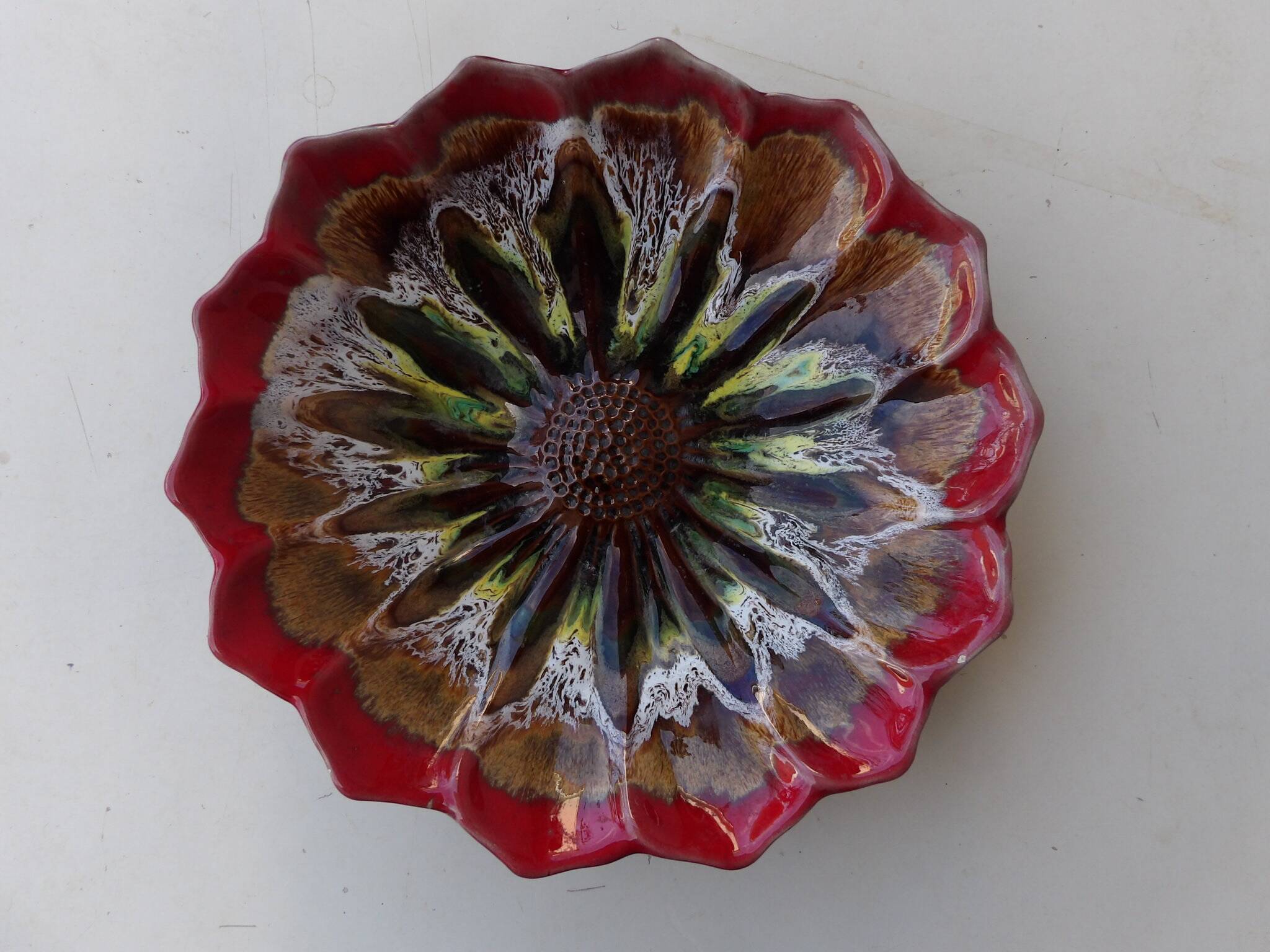 round fruit bowl
