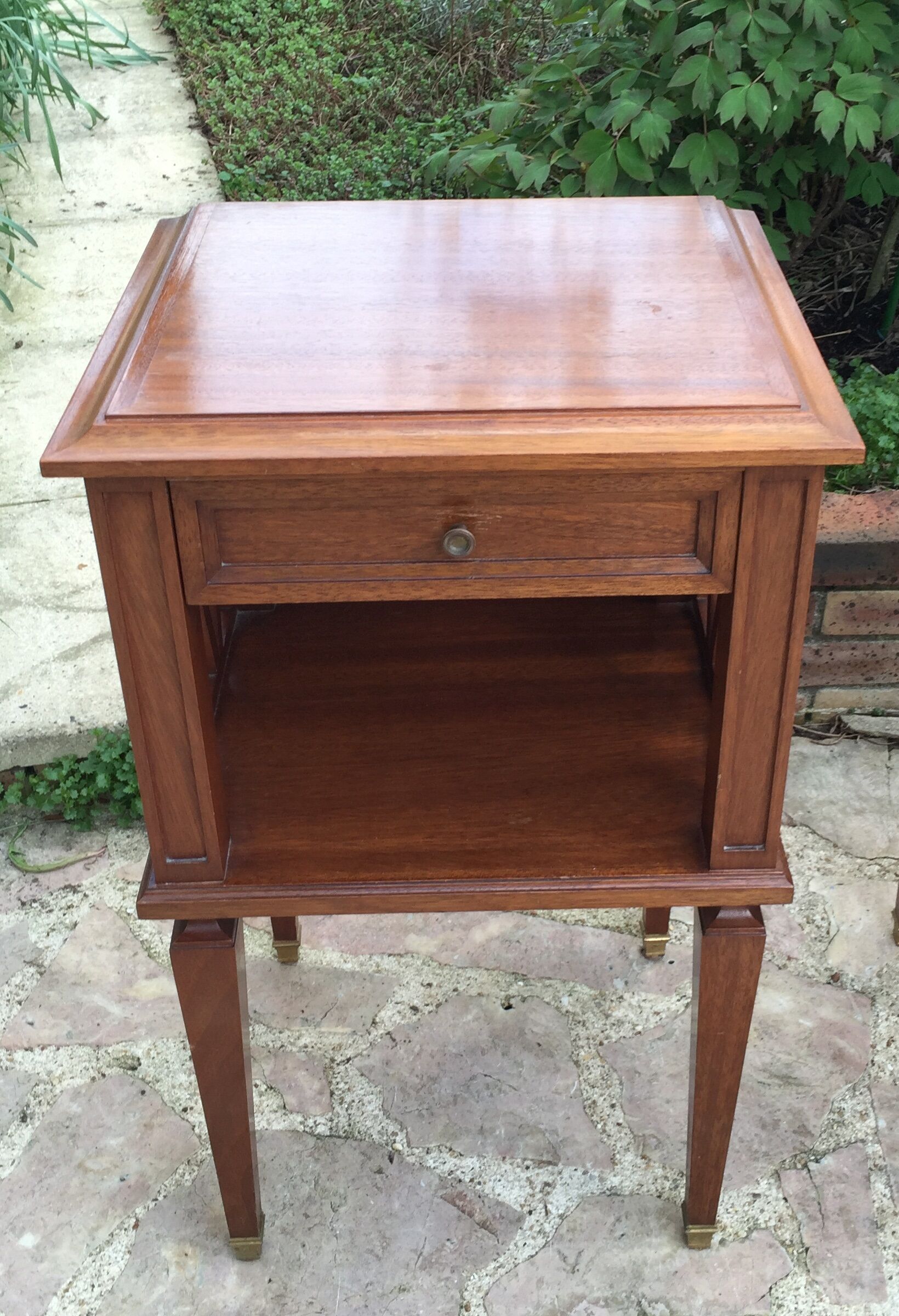 Set of two bedside tables