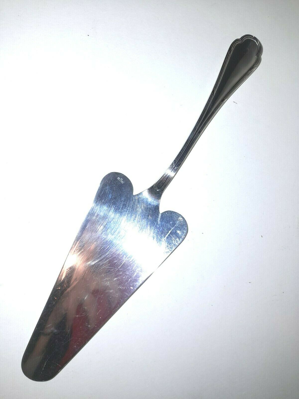 Ercuis pie shovel with silver metal net