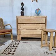 Commode vintage moderniste en orme massif 3 tiroirs