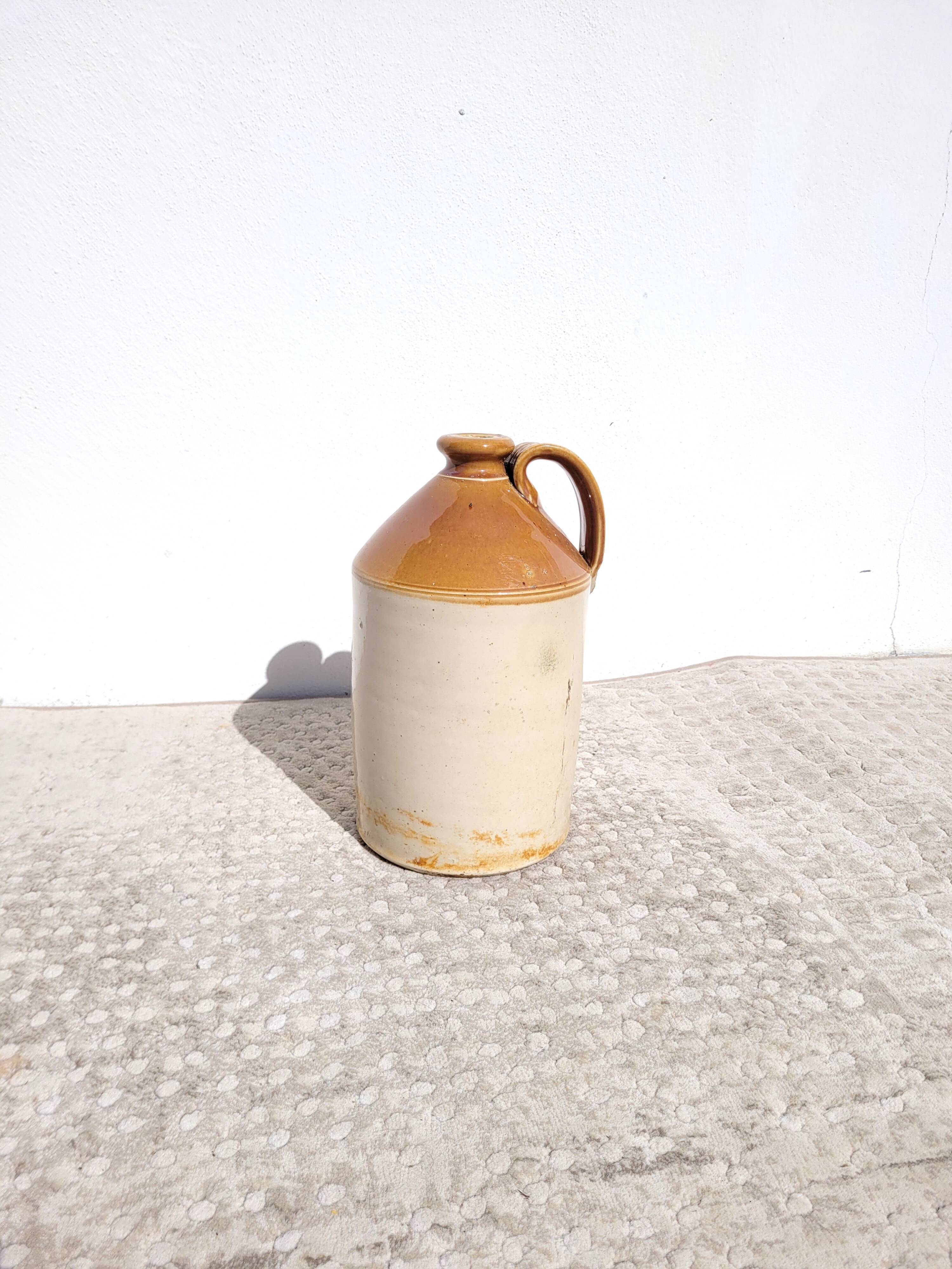 Glazed stoneware jug pot