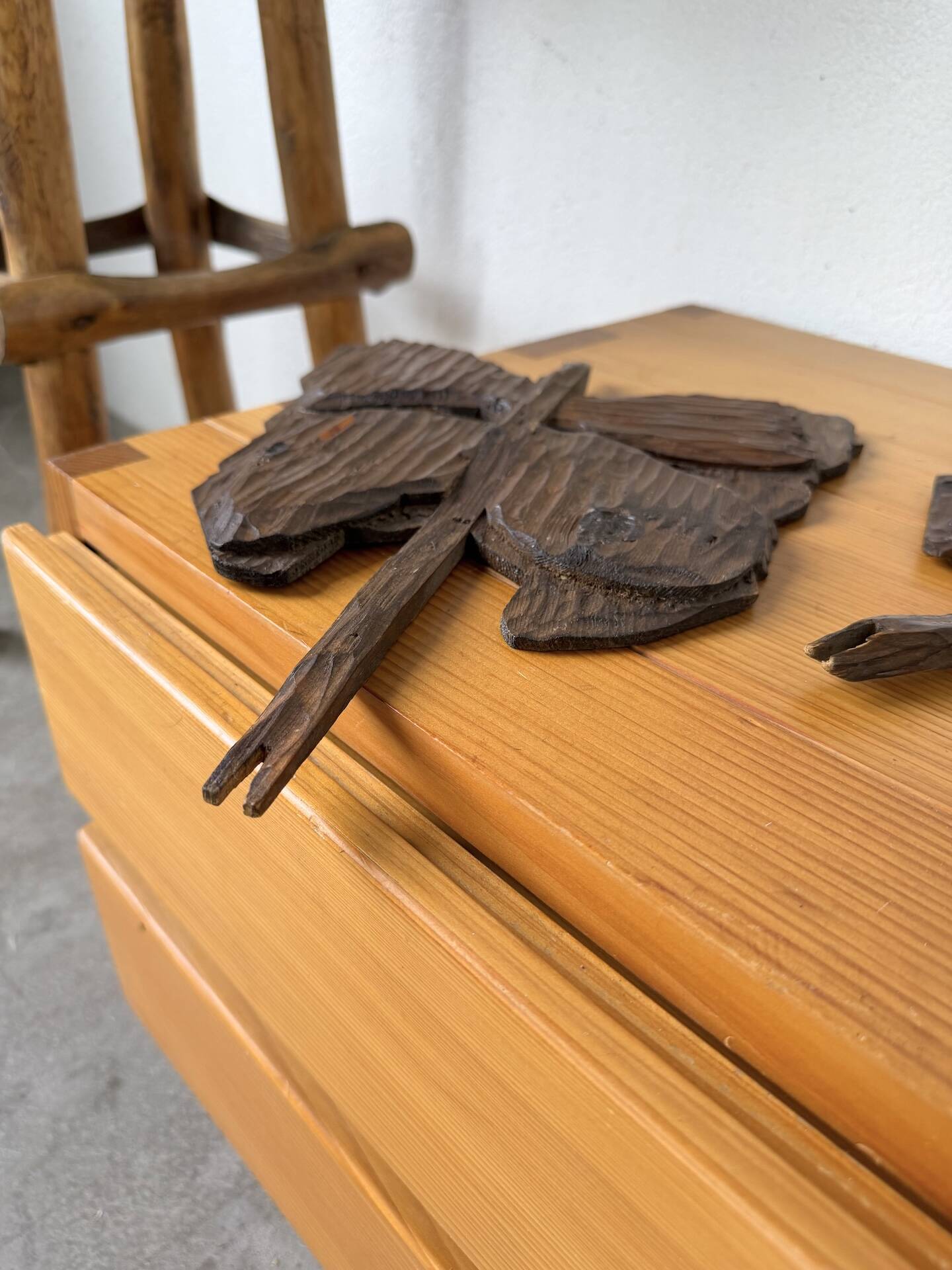 Set of 2 butterfly wall decorations sculptures 1900