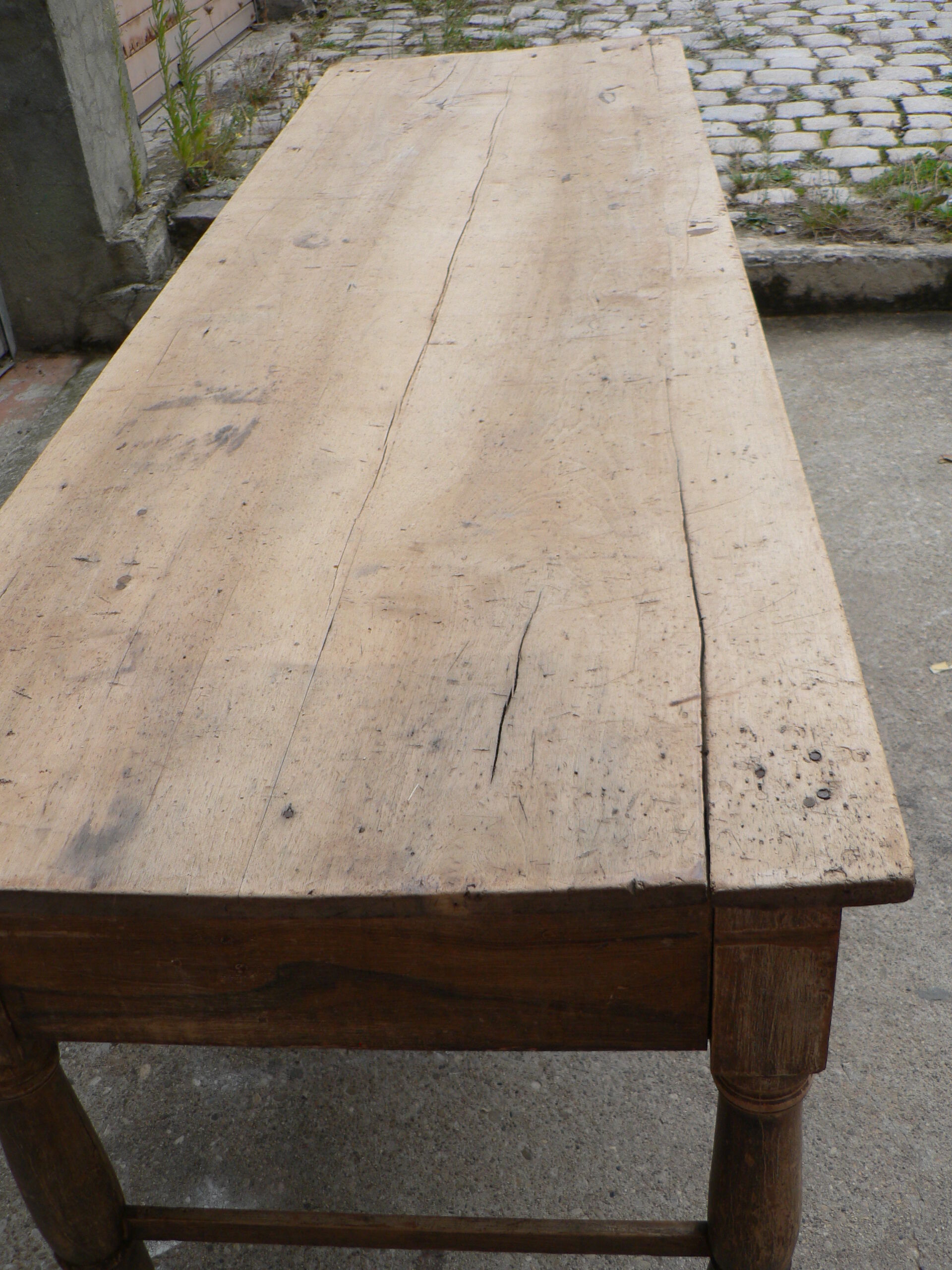 Table de drapier patiné