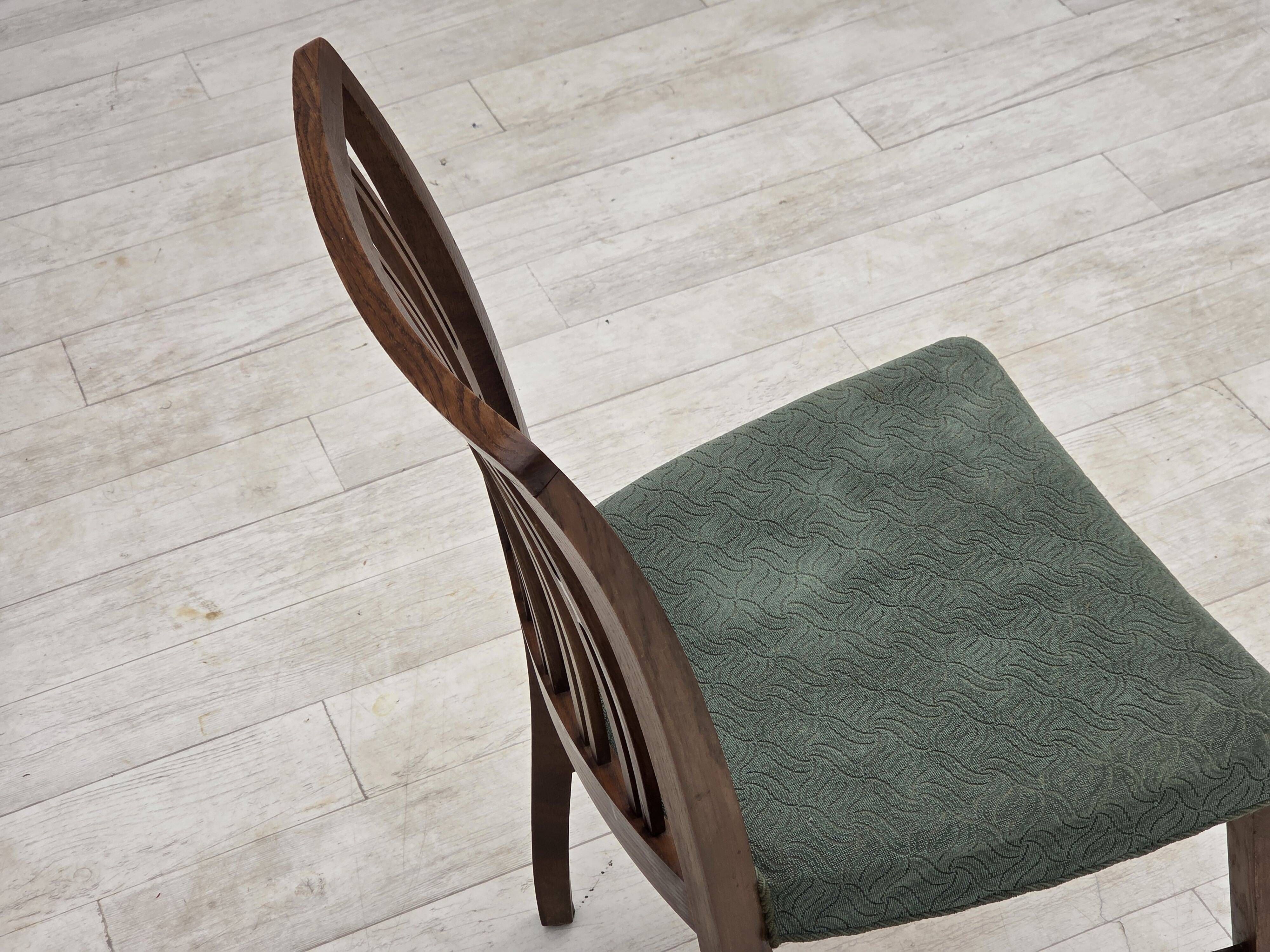 1960s, set of 6 Danish dining chairs, furniture wool, oak wood.