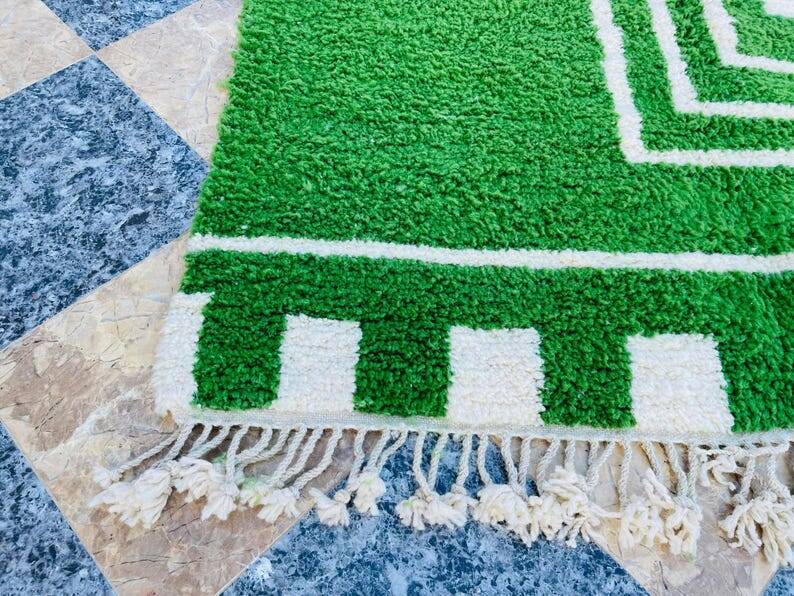 Handmade Moroccan Rug 250cm x 150cm