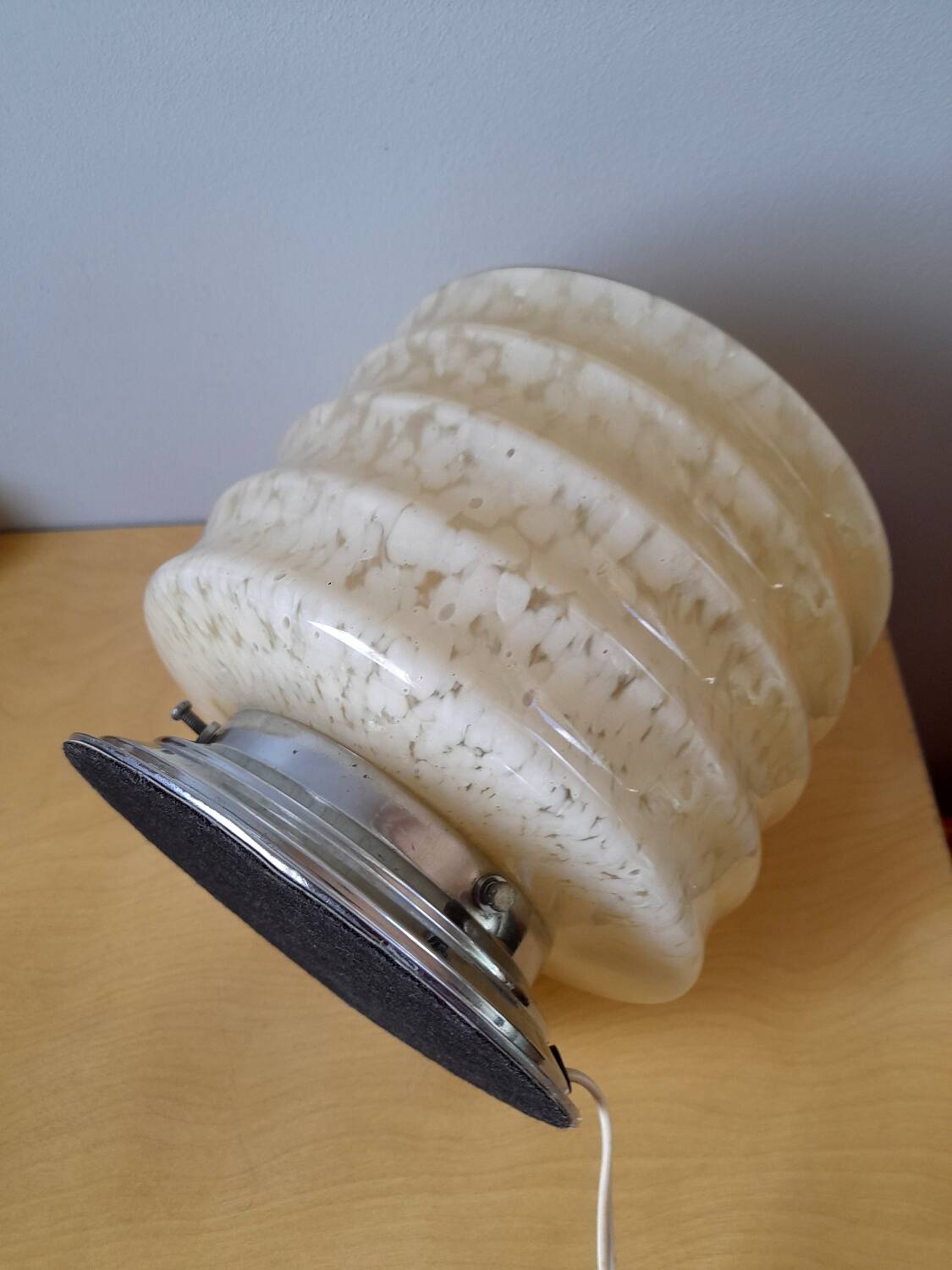 Art Deco lamp in Clichy glass