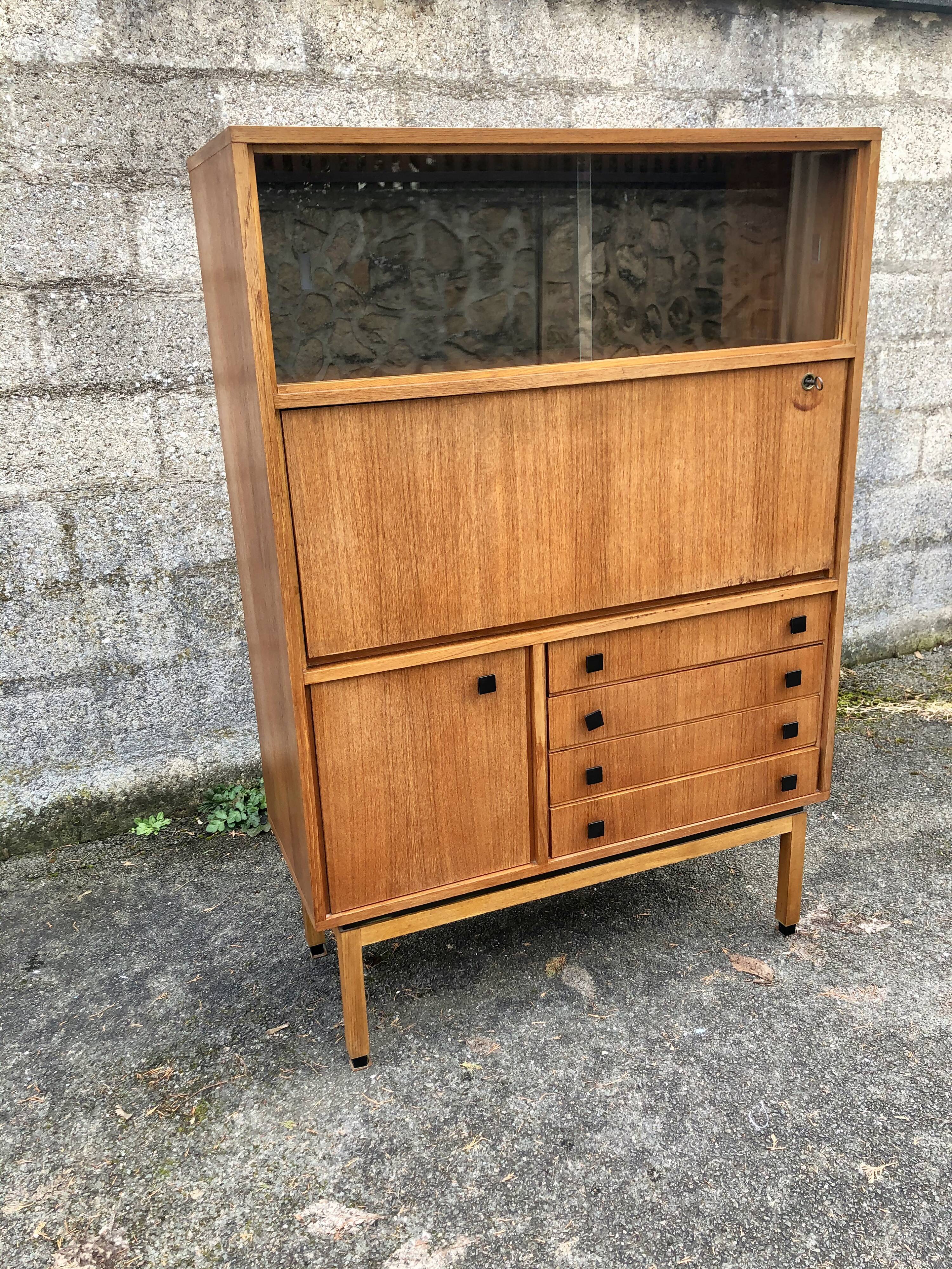 Meuble vitrine danois MDK 1960