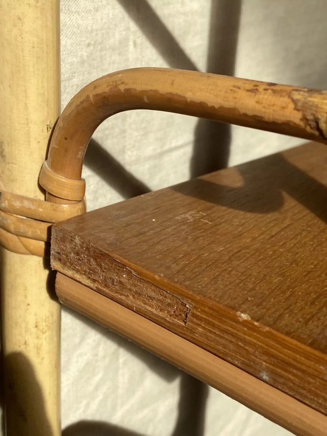 Removable wall shelf in rattan – 1960s vintage