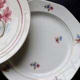 4 assiettes à dessert vintage fleuries dépareillées en faïence