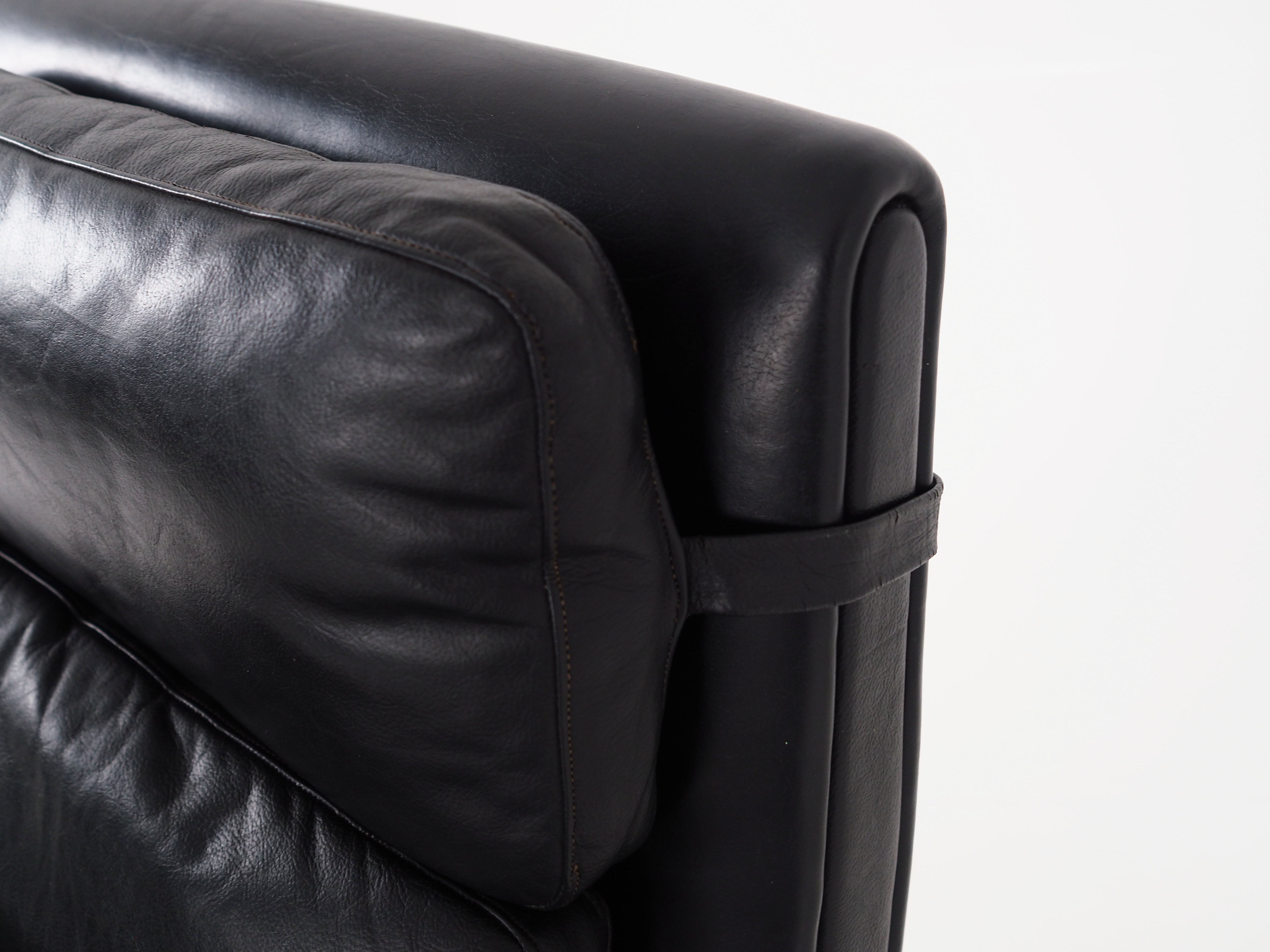 Black leather armchair, Danish design, 1970s, production: Denmark