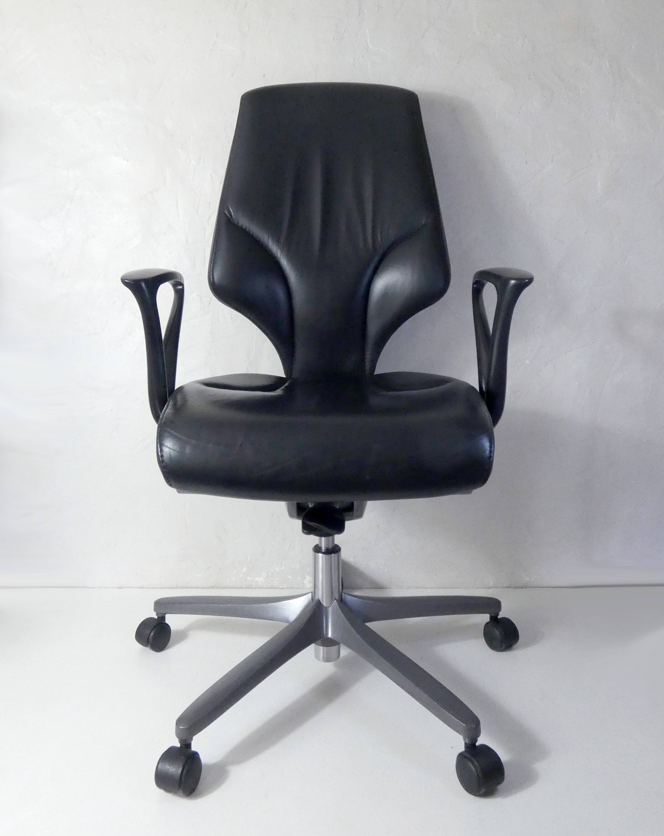 Vintage design Giroflex 64 leather office chair